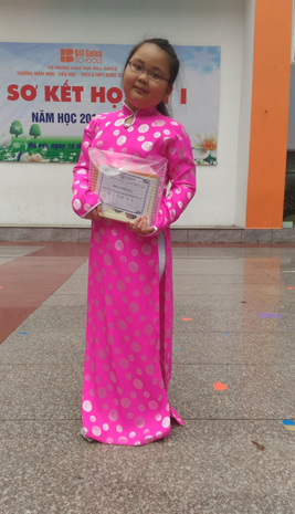 RỘN RÀNG SẮC XUÂN