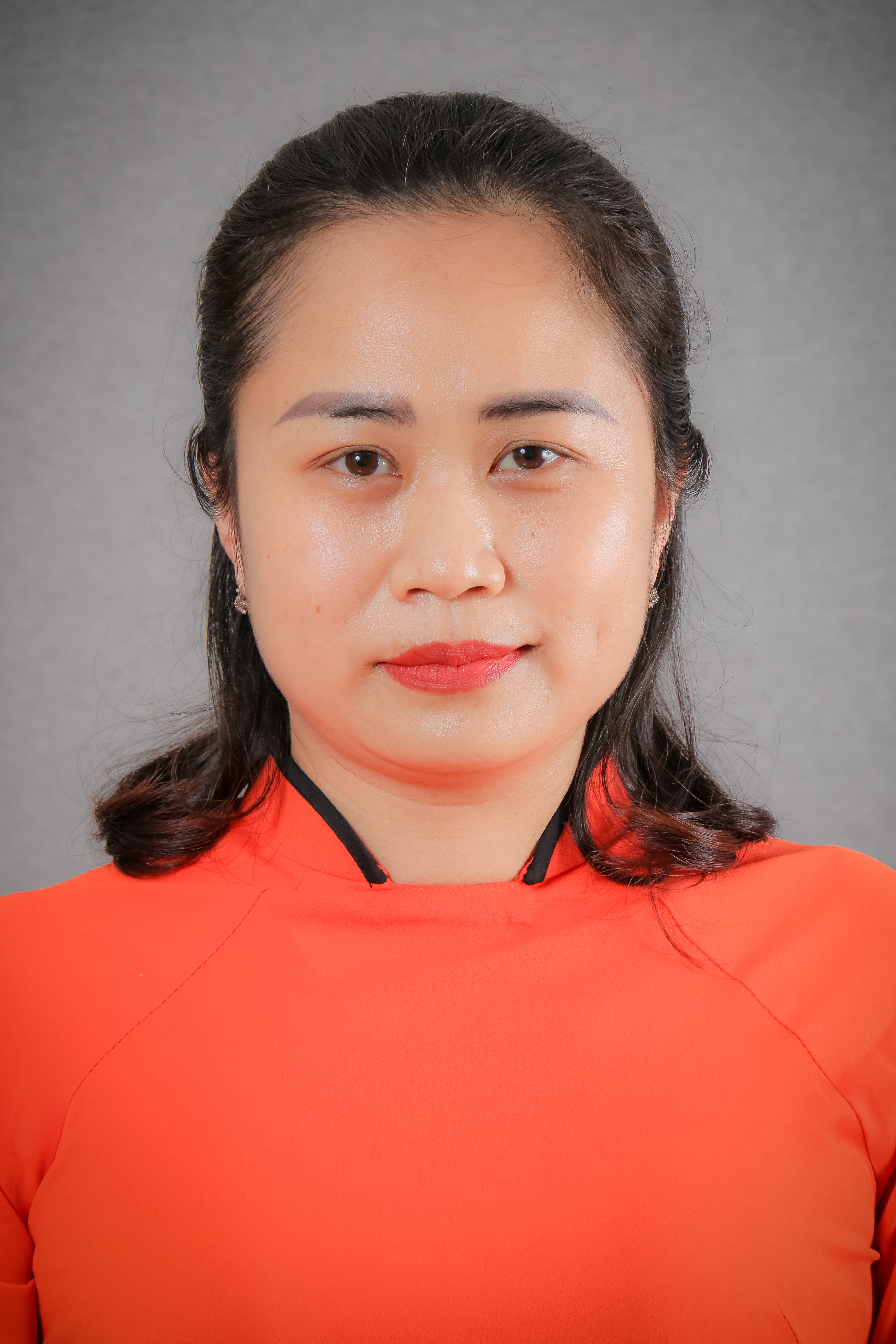 Cô giáo Lãnh Thị Hằng