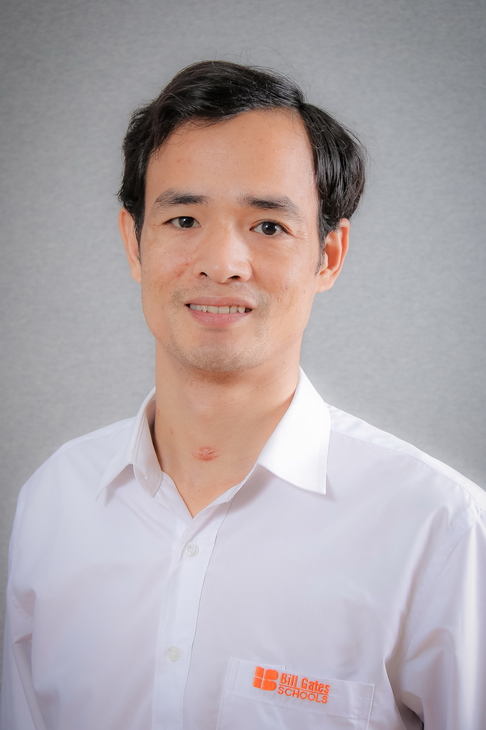 Thầy giáo Hoàng Xuân Hùng