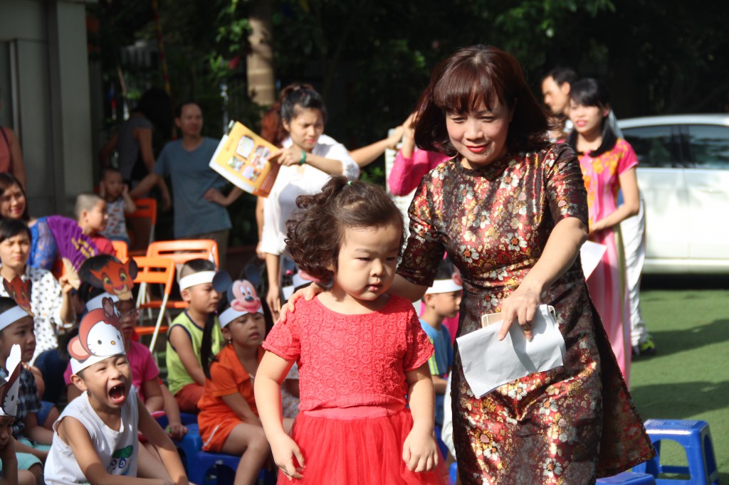 Viết cho con, mặt trời của mẹ…