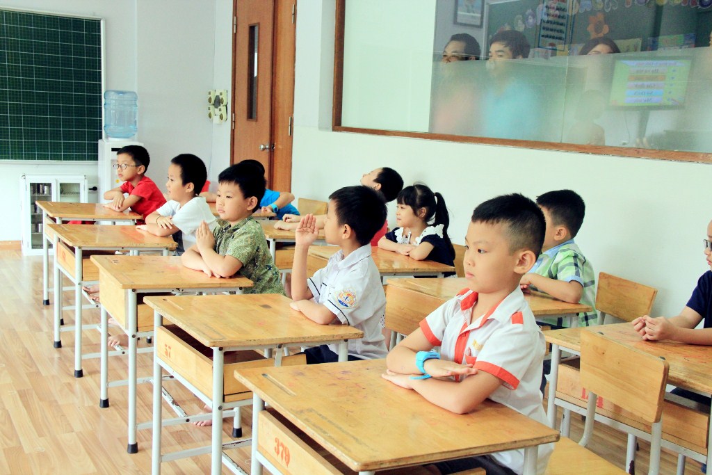 Đôi dòng cảm xúc về ngày gặp gỡ đầu năm của cô và trò trường THQT Thăng Long