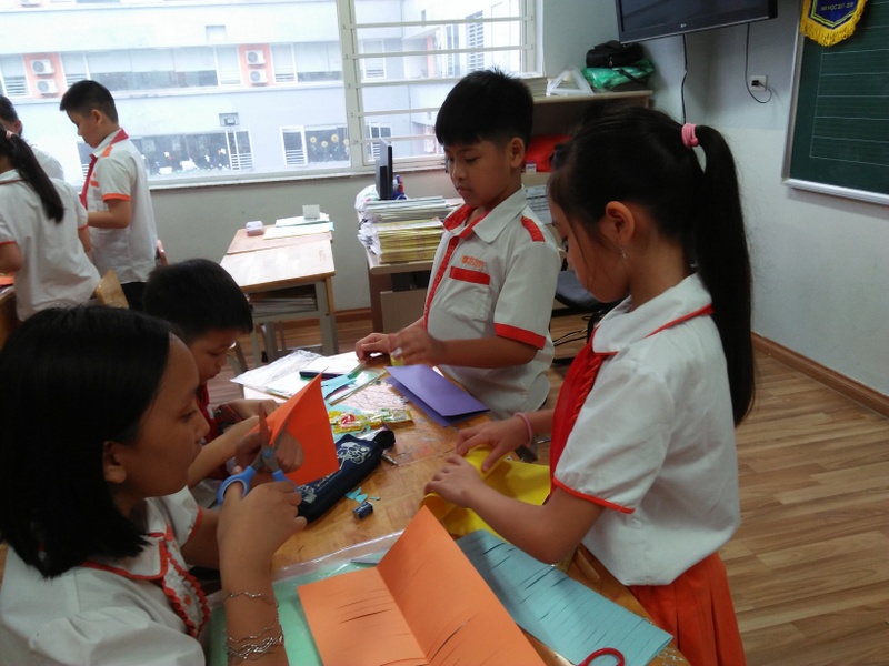 TRUNG THU YÊU THƯƠNG CỦA CÁC CON HỌC SINH 4A1