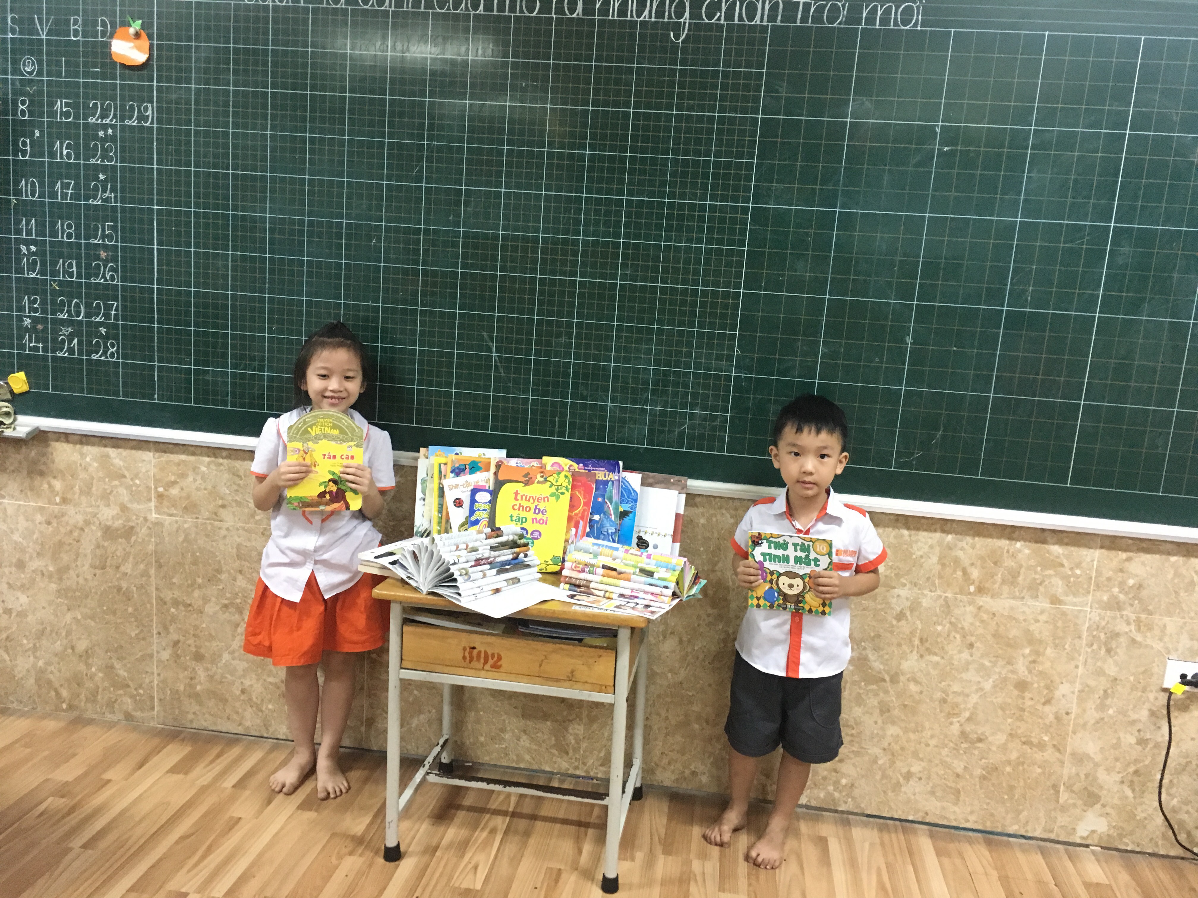 Sách với chúng ta