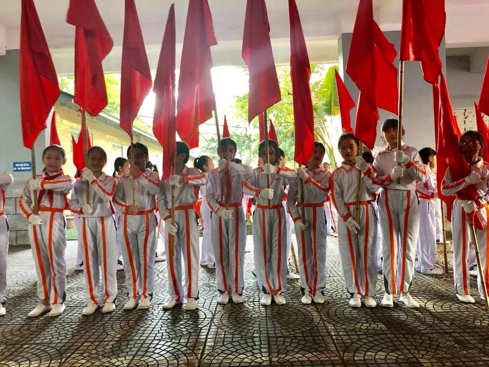 Tưng bừng ngày khai trường