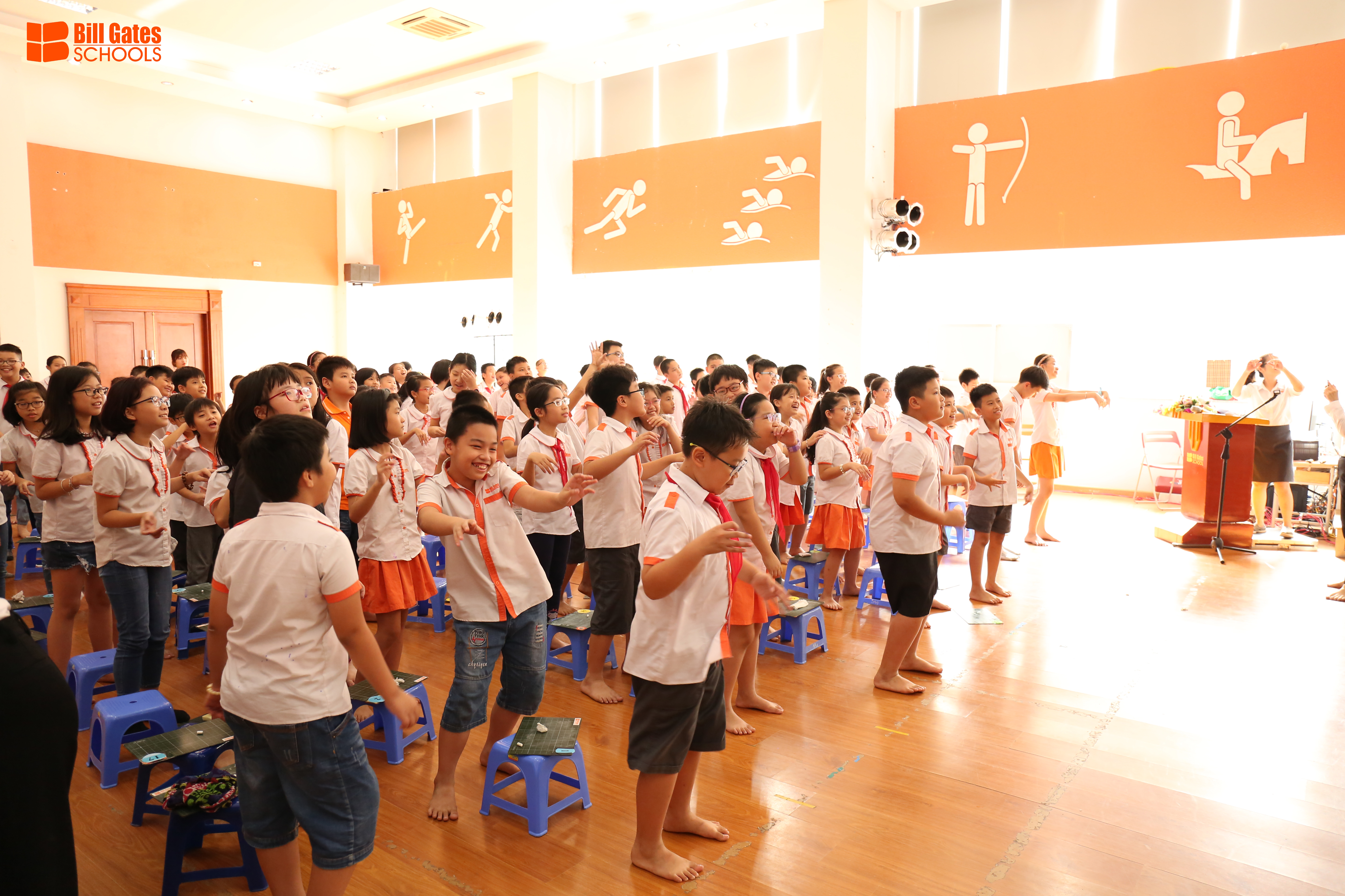Game show Ring the Golden Bell - Grade 5
