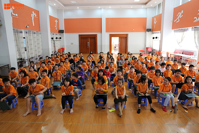 The game show Ring the Golden Bell of Grade 4