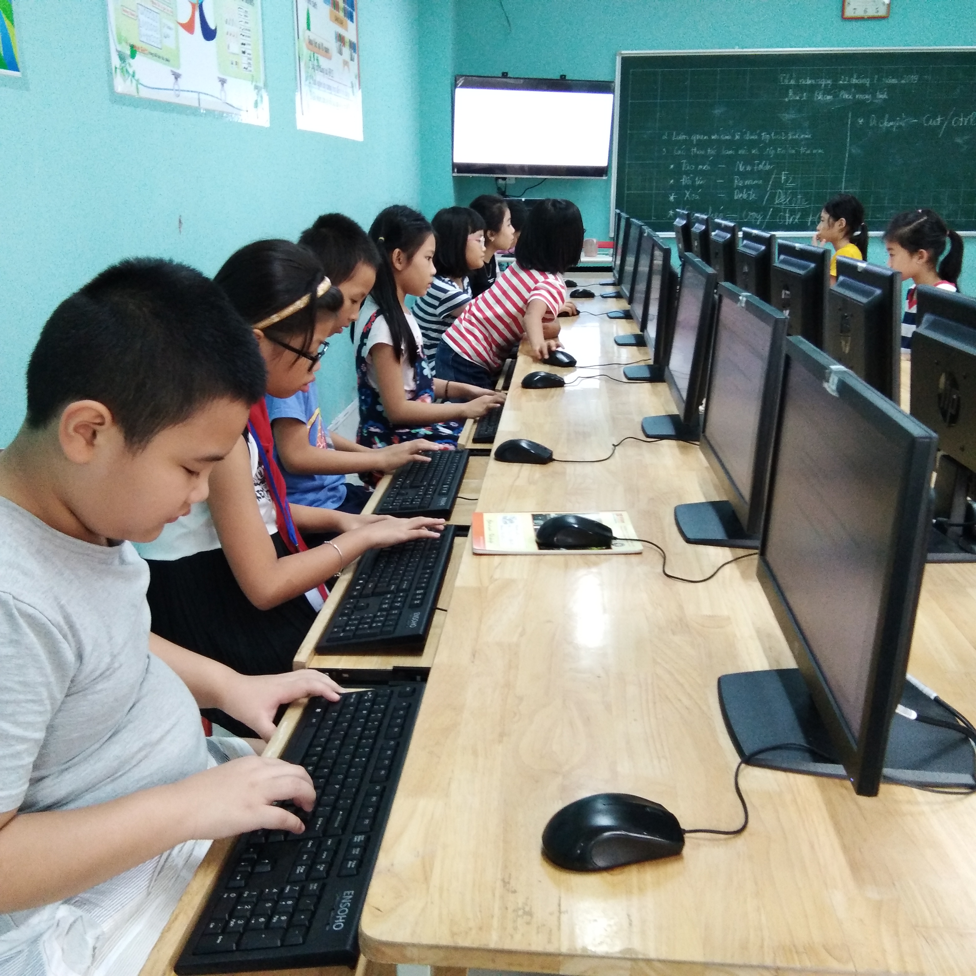 Câu lạc bộ năng khiếu Tin học