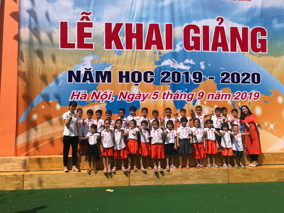Kỉ niệm ngày khai giảng