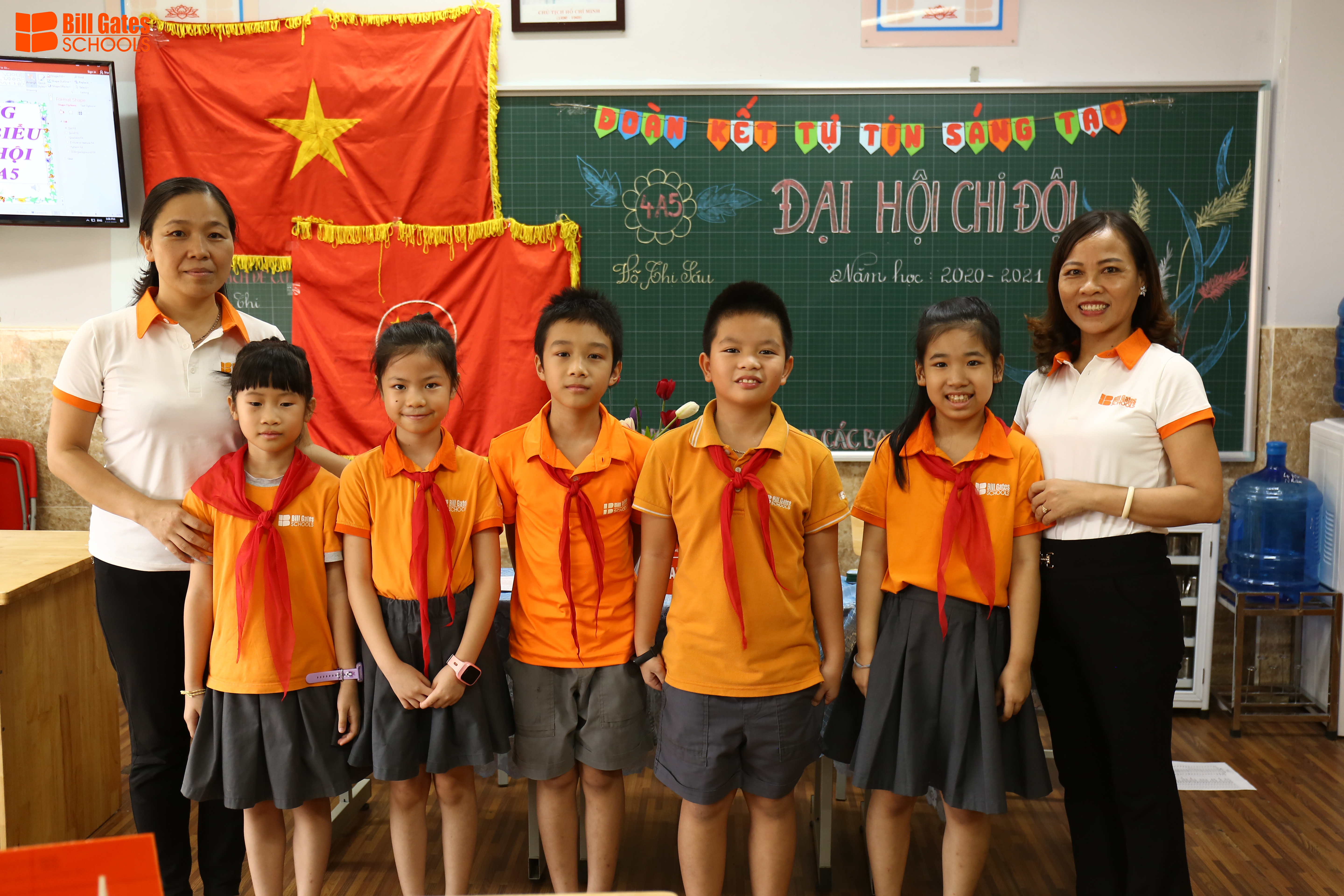 Đại hội Chi đội mẫu