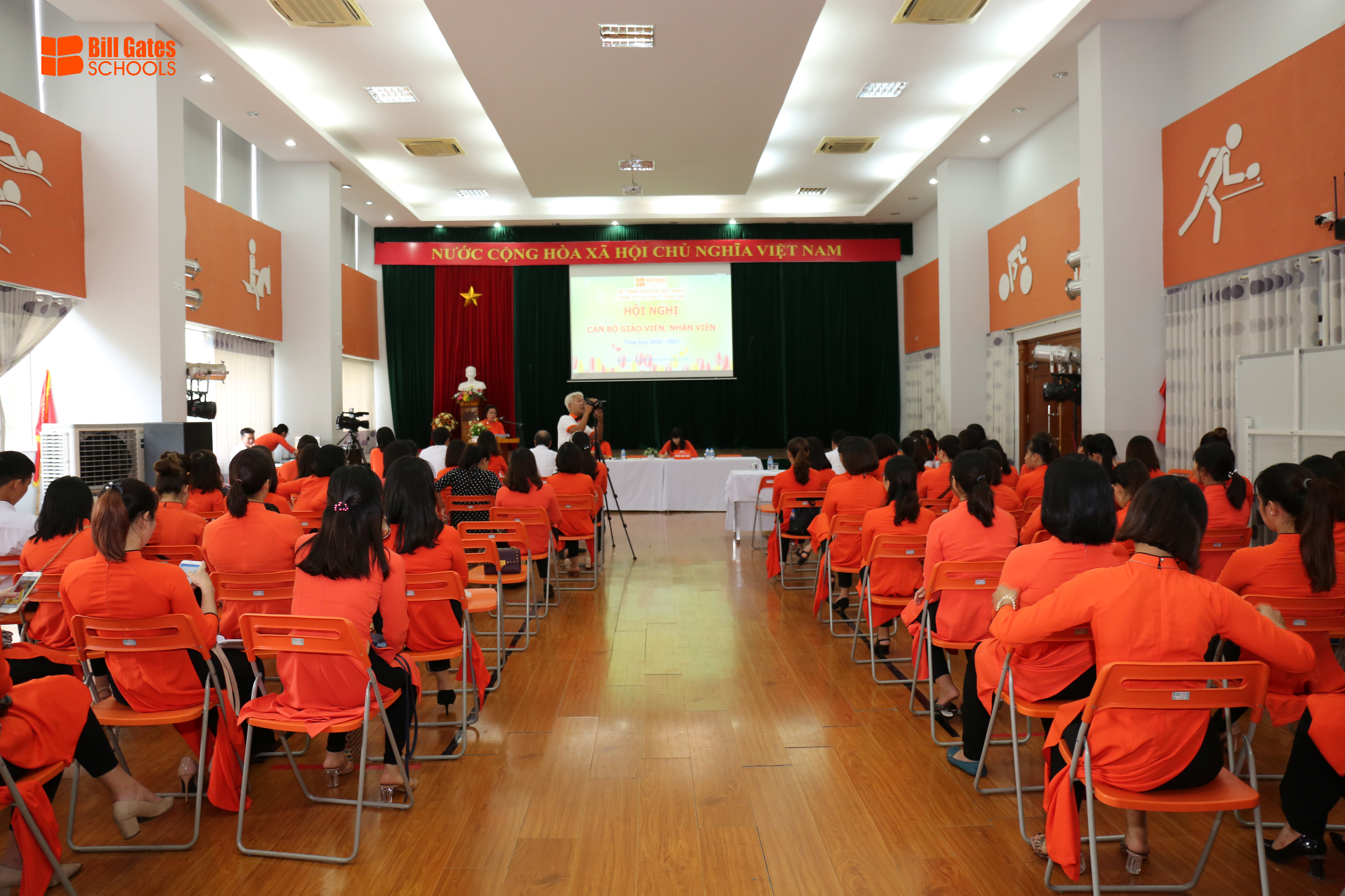 Hội nghị cán bộ giáo viên nhân viên trường Tiểu học Quốc tế Thăng Long thành công tốt đẹp