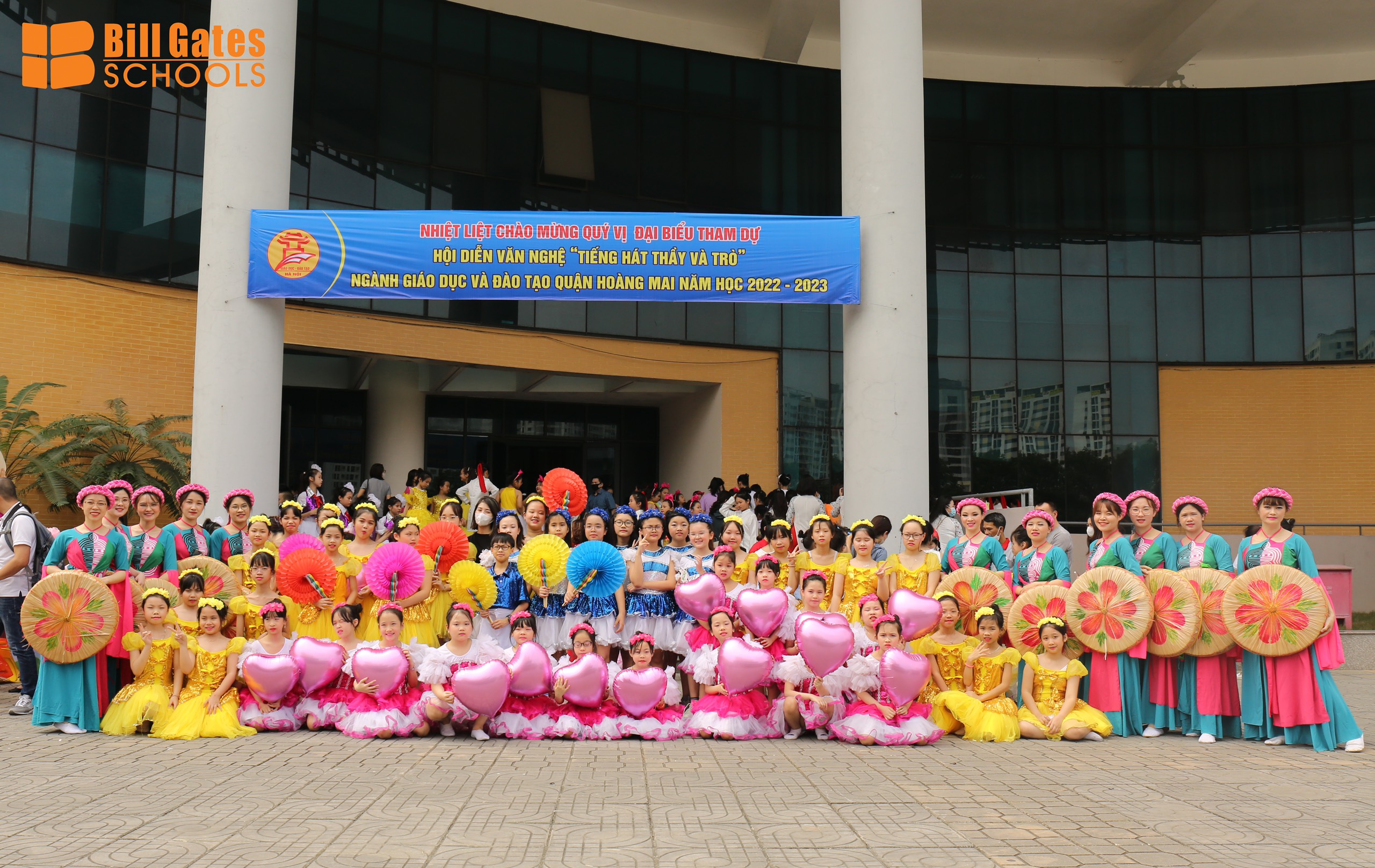 Trường tiểu học quốc tế thăng Long tham gia Hội thi "Tiếng hát thầy và trò" chào mừng 20 năm thành lập Quận Hoàng Mai năm học 2022-2023