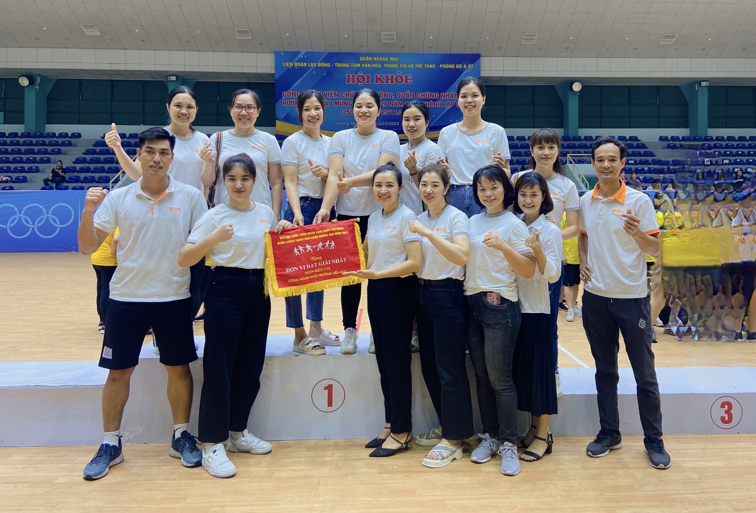 CÔNG ĐOÀN TRƯỜNG TIỂU HỌC QUỐC TẾ THĂNG LONG TÍCH CỰC HƯỞNG ỨNG THAM GIA HỘI KHỎE CÔNG NHÂN VIÊN CHỨC LAO ĐỘNG, QUẦN CHÚNG NHÂN DÂN HƯỚNG TỚI CHÀO MỪNG 20 NĂM THÀNH LẬP QUẬN HOÀNG MAI (25/11/2003-25/11/2023)