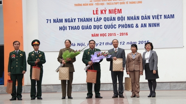 Hình ảnh hoạt động