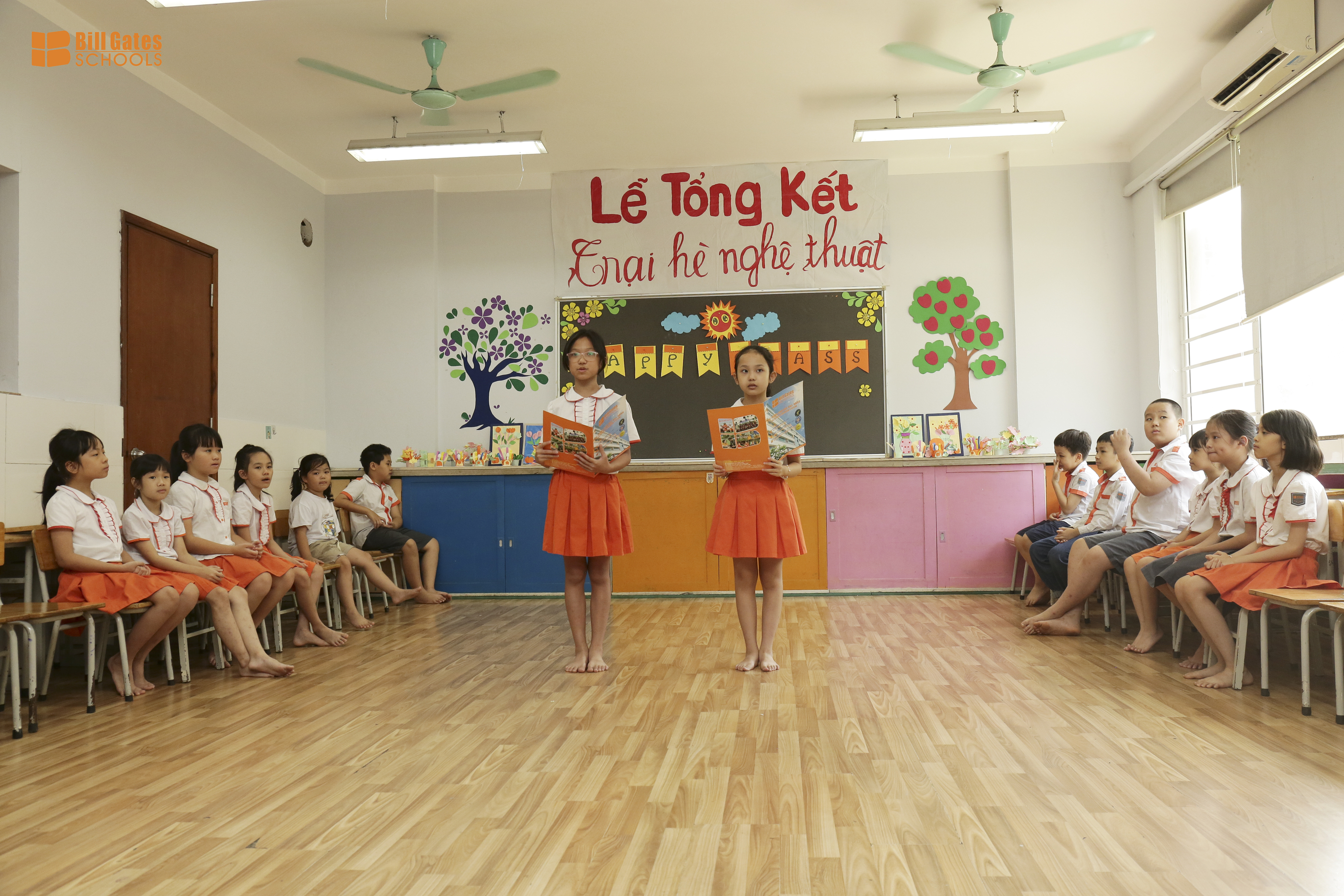 Hình ảnh hoạt động