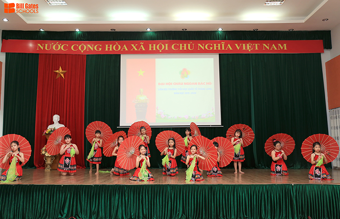 Hình ảnh hoạt động