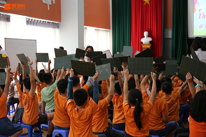 Hình ảnh hoạt động