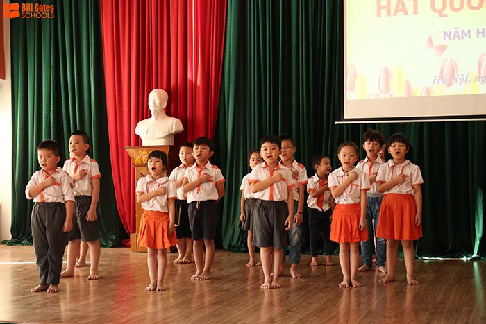Hình ảnh hoạt động
