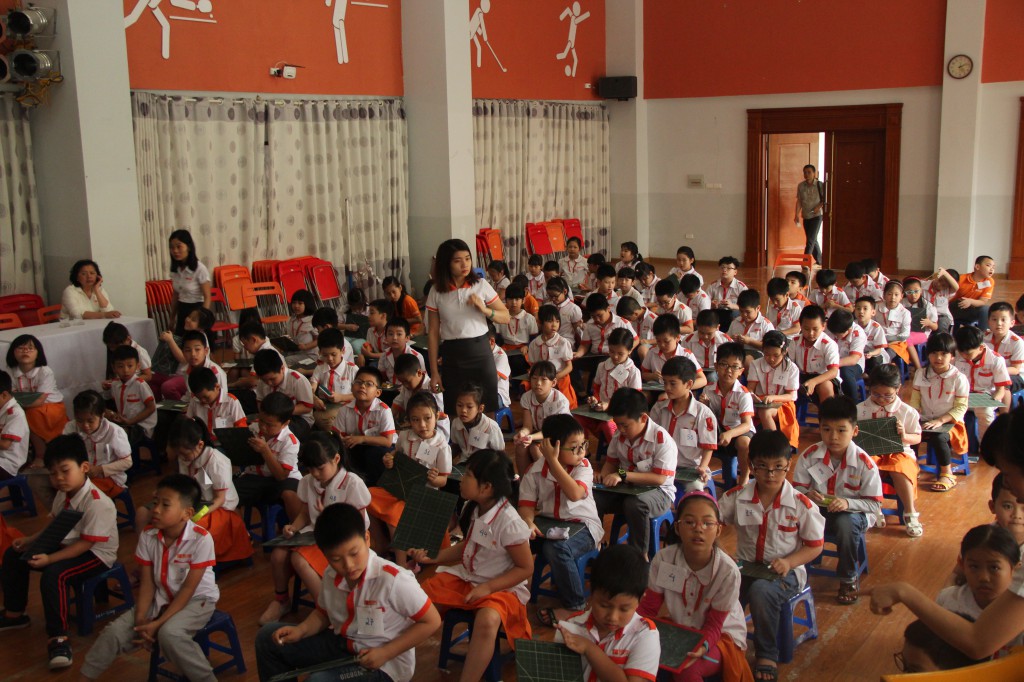 Hình ảnh hoạt động