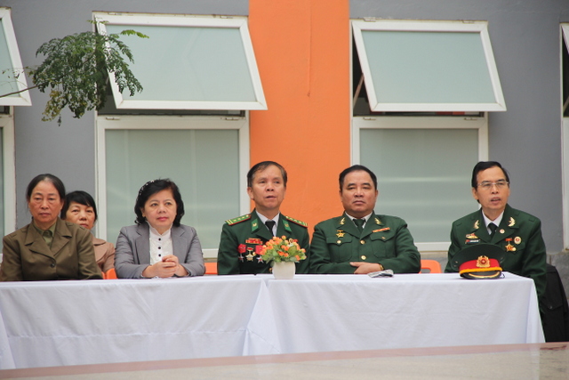 Hình ảnh hoạt động