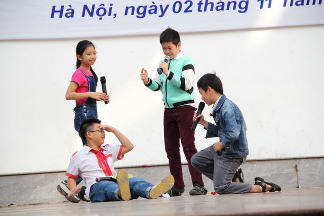 Hình ảnh hoạt động