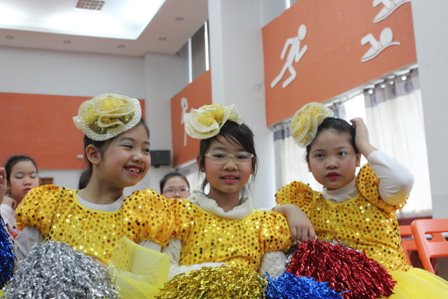 Hình ảnh hoạt động