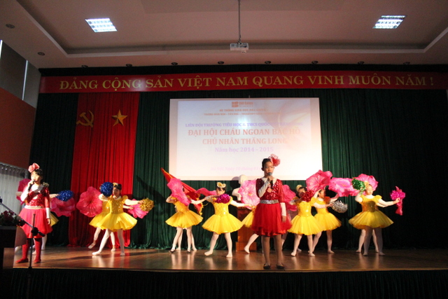 Hình ảnh hoạt động