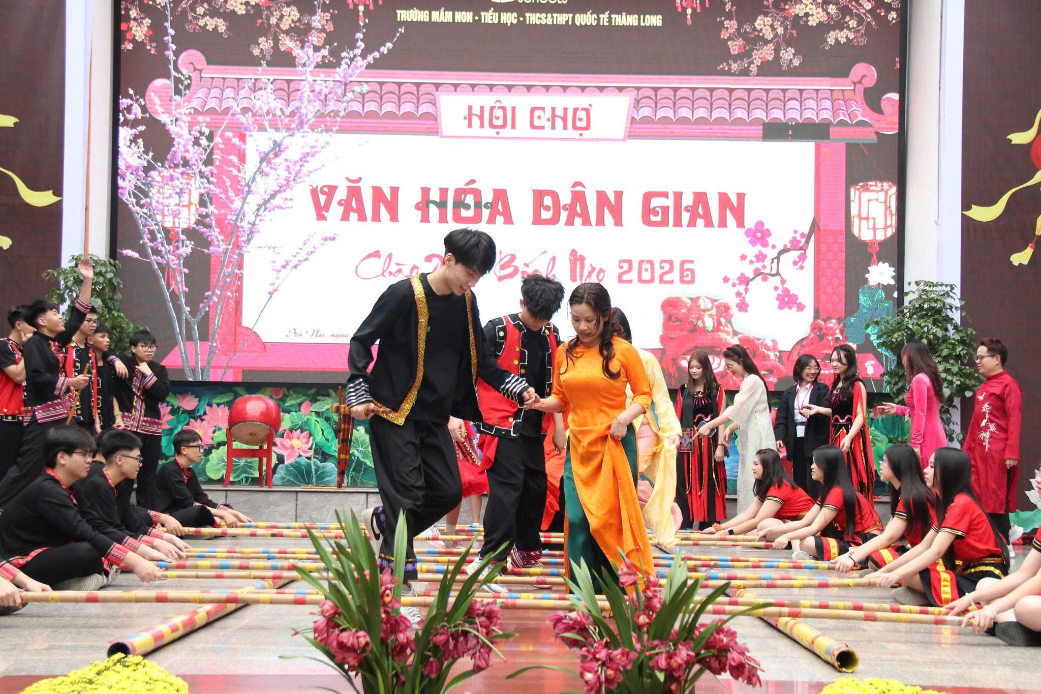 Hình ảnh hoạt động