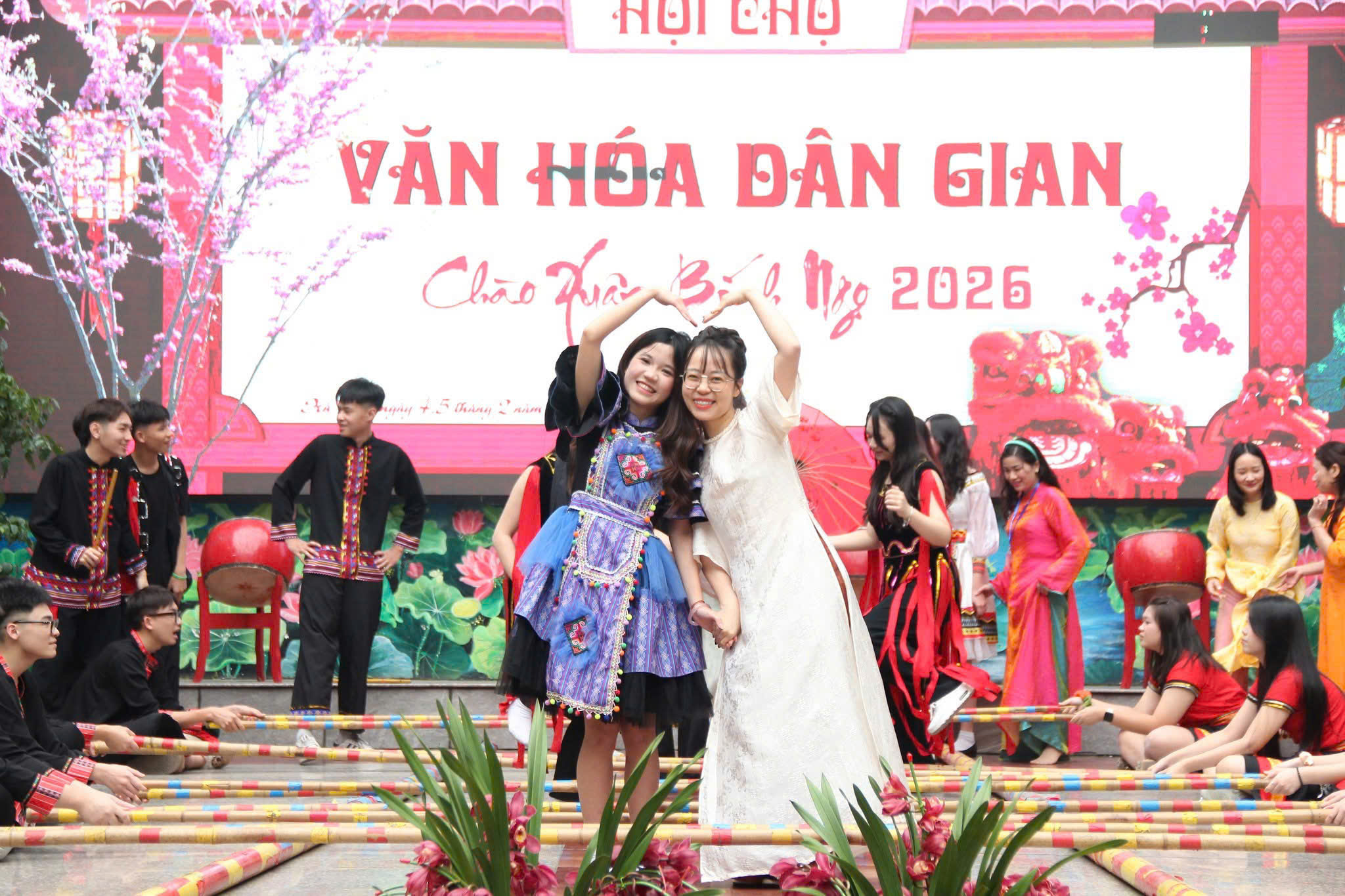 Hình ảnh hoạt động