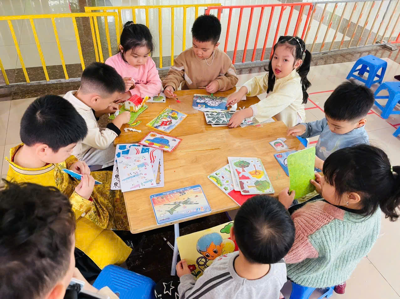 Hình ảnh hoạt động
