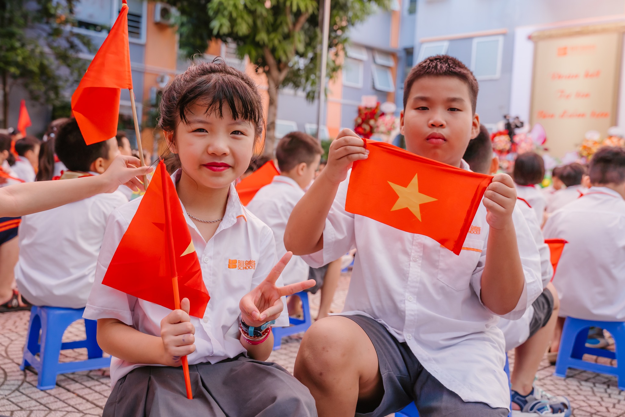 Hình ảnh hoạt động