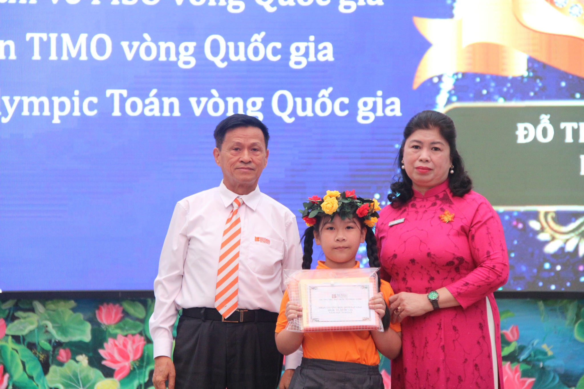 Hình ảnh hoạt động