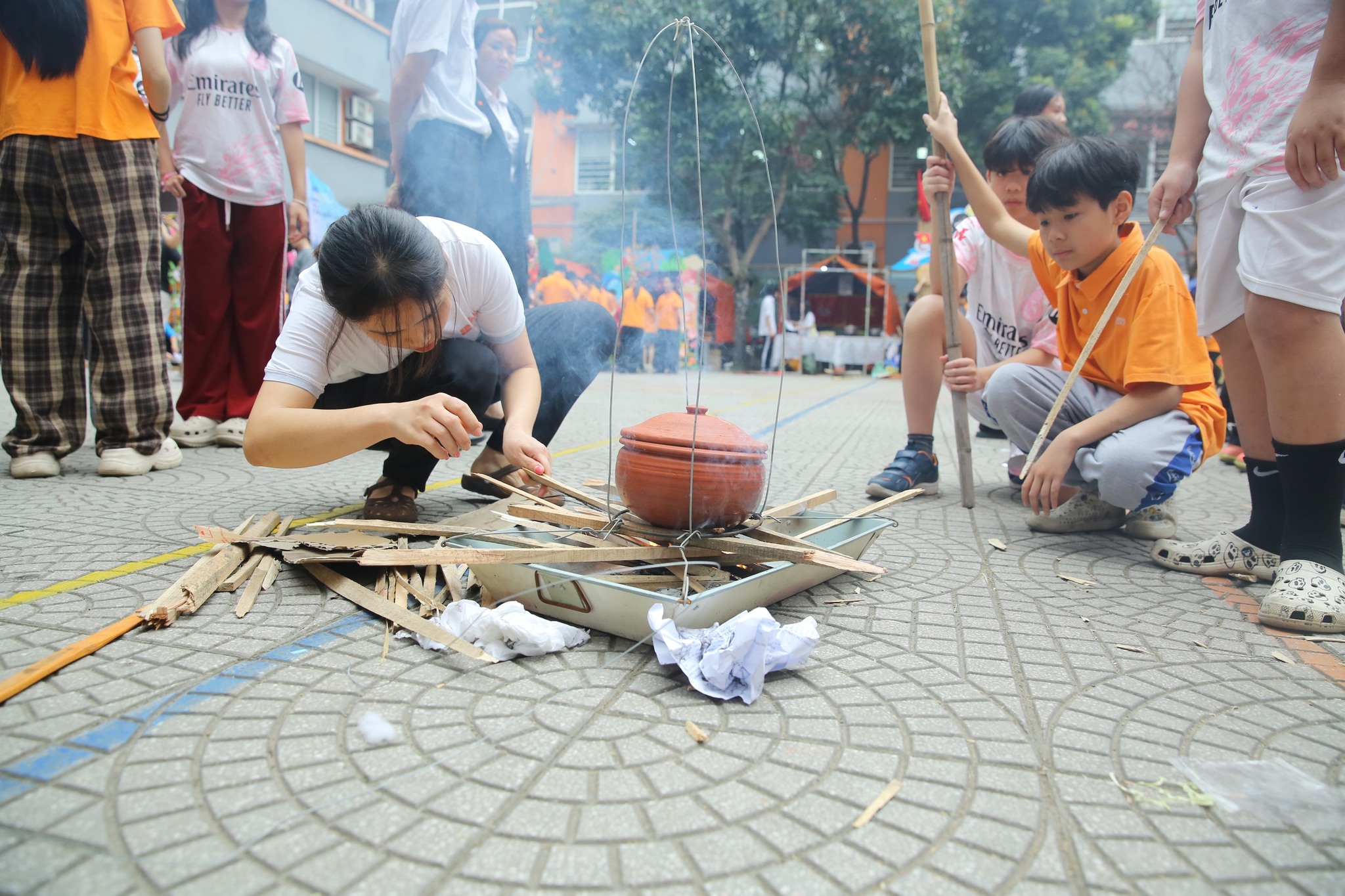 Hình ảnh hoạt động