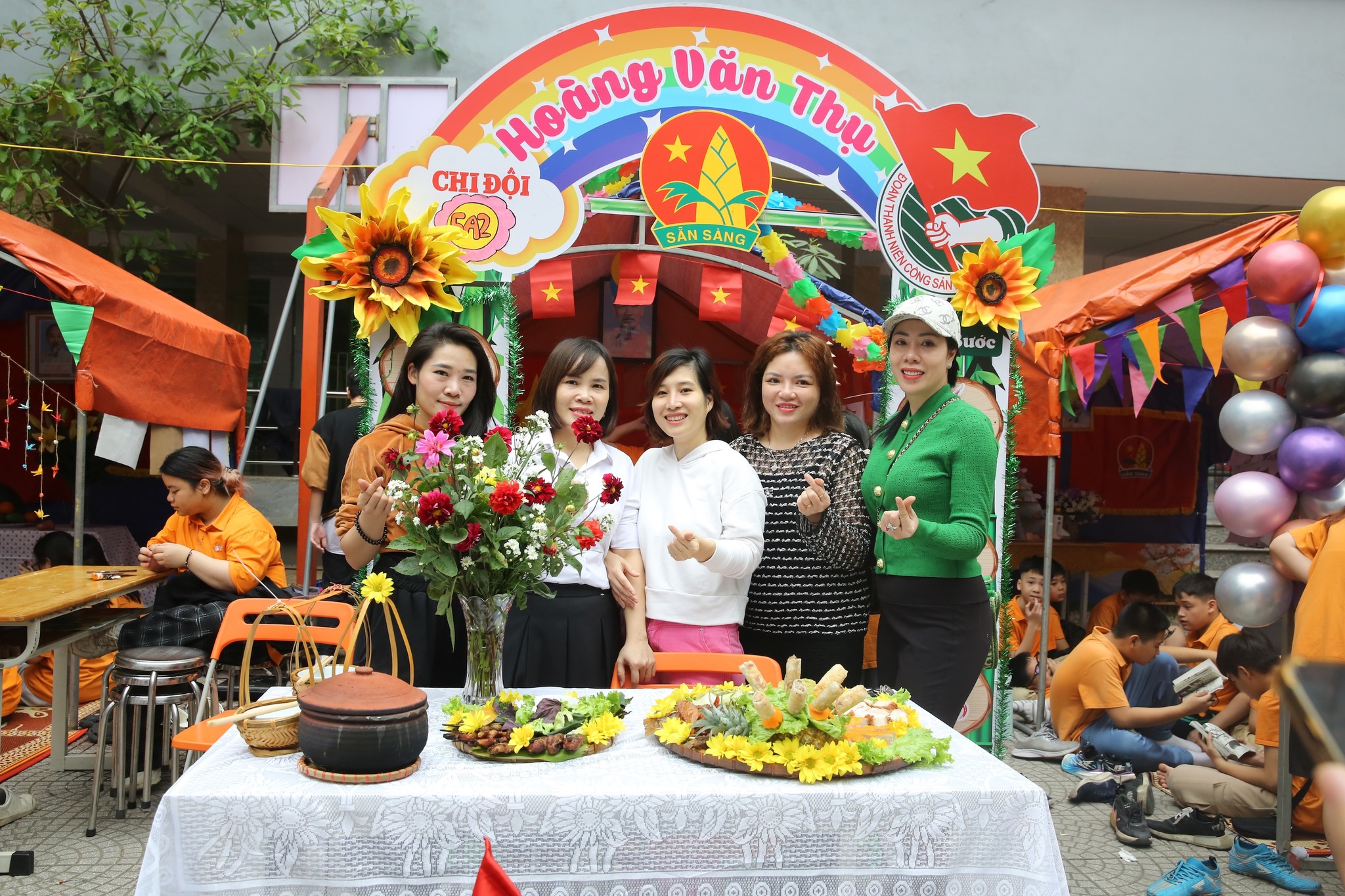 Hình ảnh hoạt động
