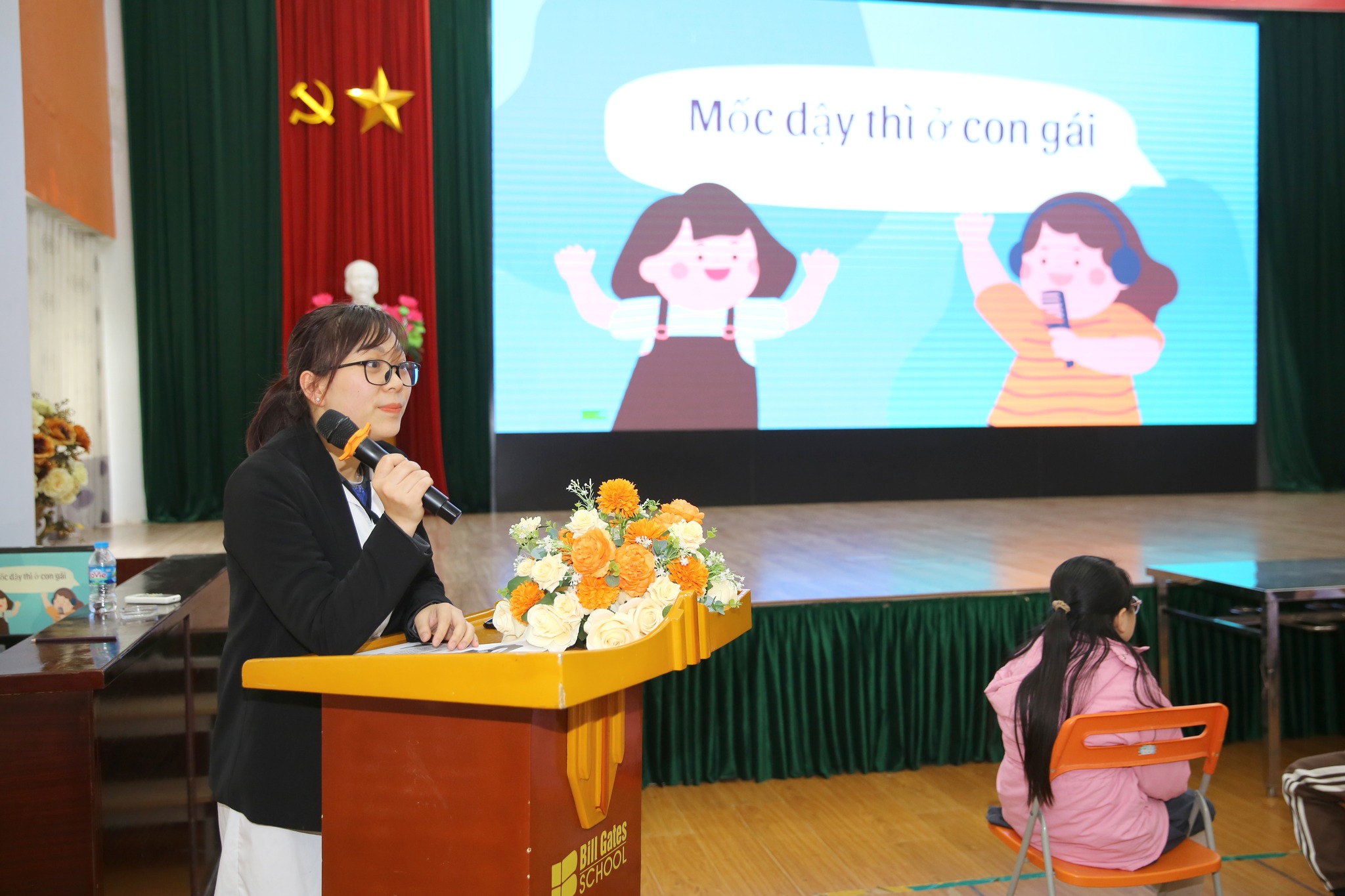 Hình ảnh hoạt động