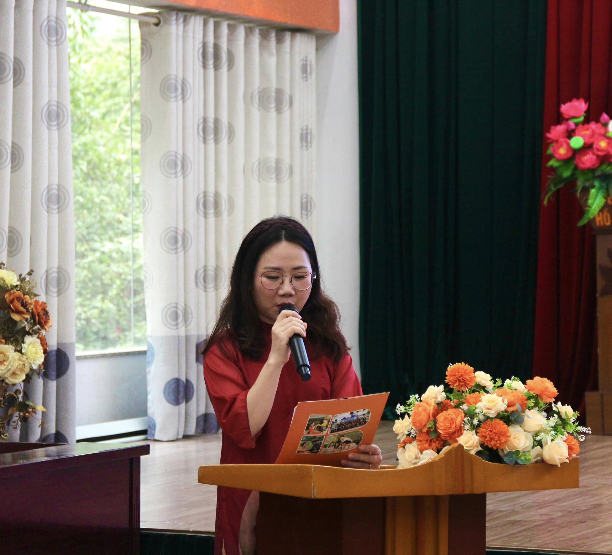 Hình ảnh hoạt động