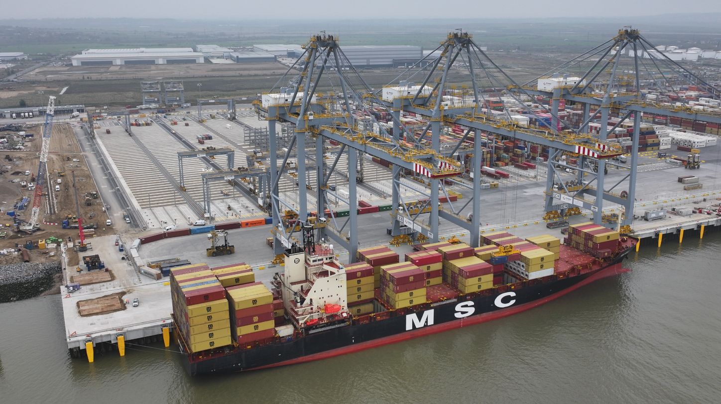 First ships arrive at London Gateway’s £350m new ‘all-electric’ berth