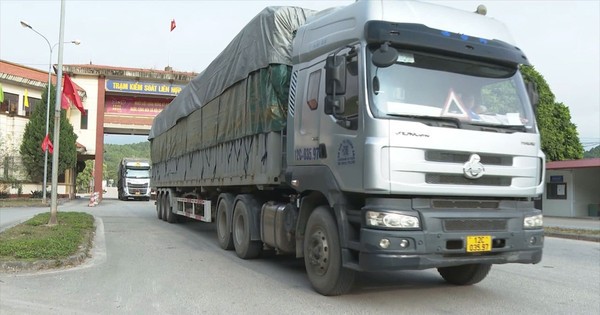 Lạng Sơn muốn làm đường 14 làn xe vận chuyển hàng hóa qua biên giới