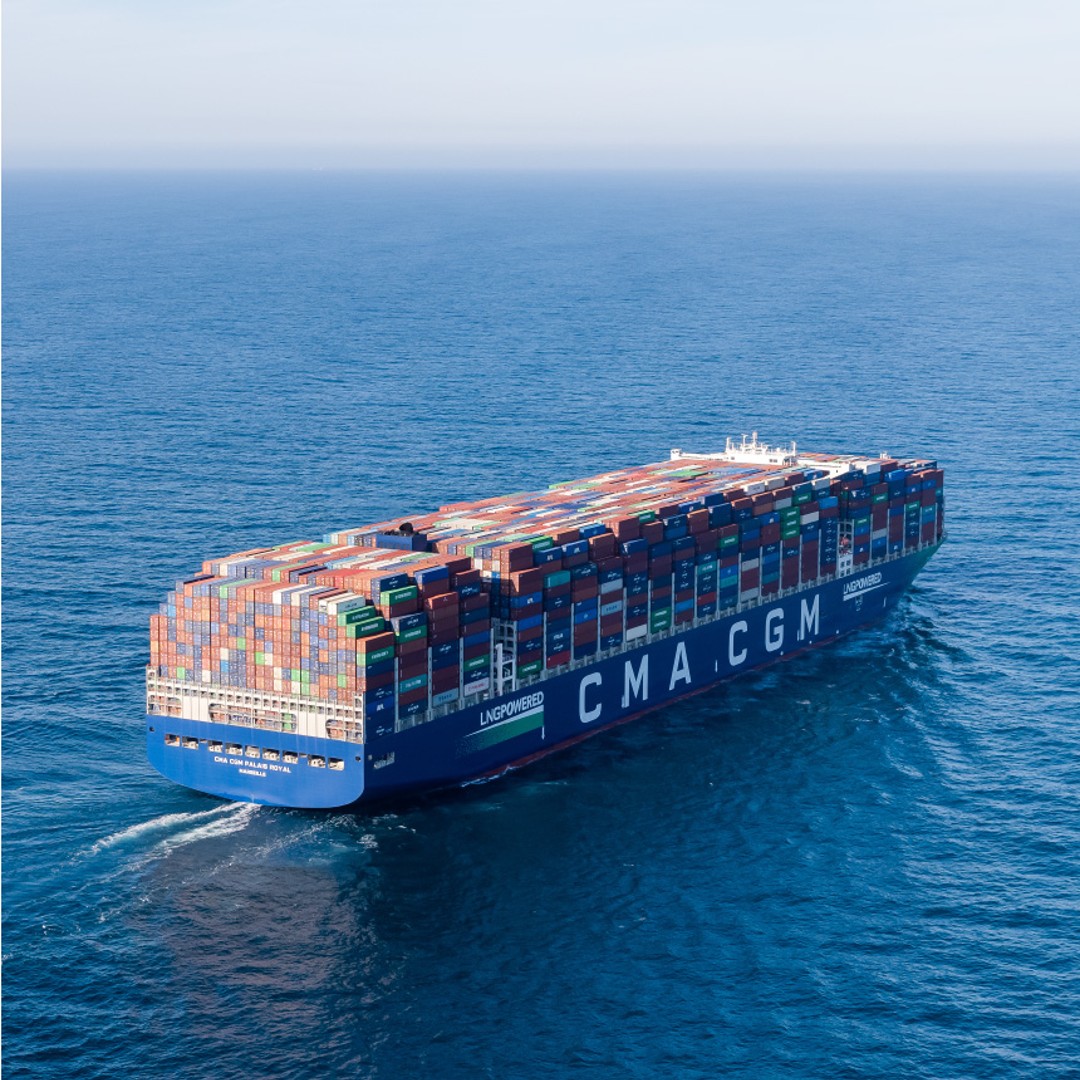 CMA CGM Iron: Tàu đầu tiên sử dụng nhiên liệu kép metanol sẽ cập cảng Khalifa.