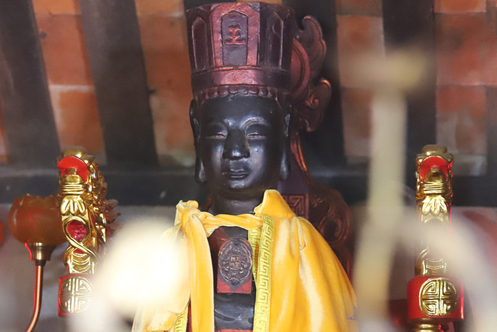 Mai Hắc Đế và Gánh Sơn Hà Bên Dòng Sông Lam