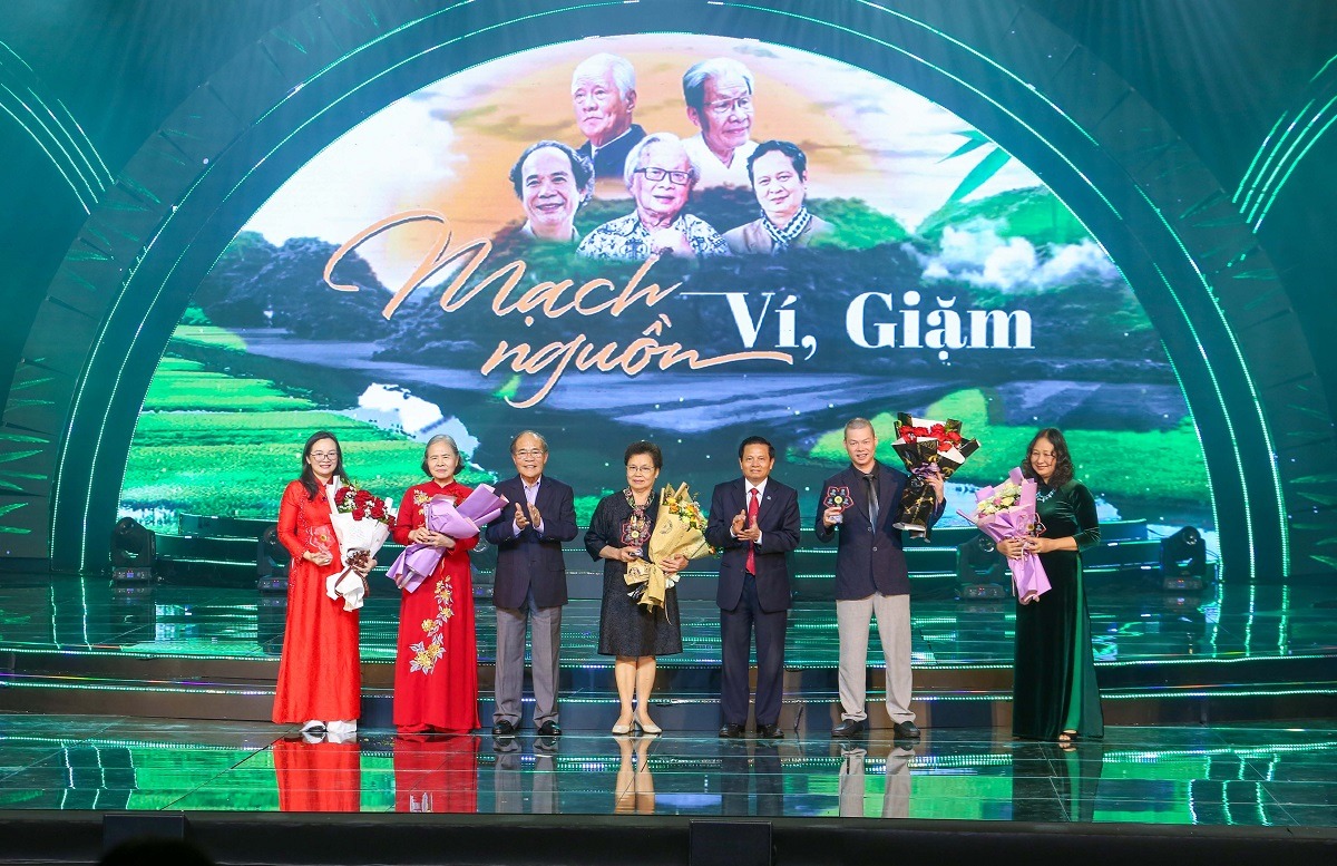 uploaded-dinhtuyenbna-2023_05_14-_bna-1-5-8075.jpg