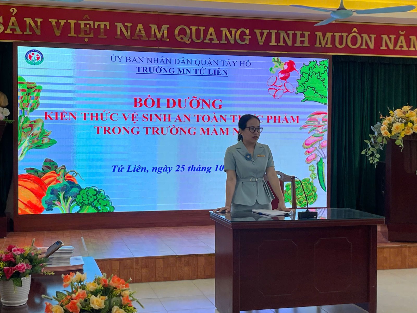 👩🍳 TRƯỜNG MẦM NON TỨ LIÊN TỔ CHỨC BỒI DƯỠNG KIẾN THỨC AN TOÀN THỰC PHẨM CHO GIÁO VIÊN-NHÂN VIÊN LÀM CÔNG TÁC BÁN TRÚ NĂM HỌC 2024-2025 🫕🧆🍱