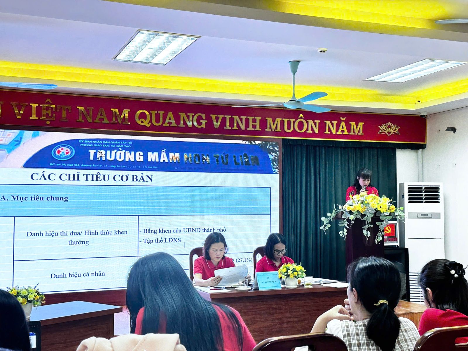 TRƯỜNG MẦM NON TỨ LIÊN TỔ CHỨC THÀNH CÔNG HỘI NGHỊ VIÊN CHỨC NGƯỜI LAO ĐỘNG NĂM HỌC 2025 - 2026.
