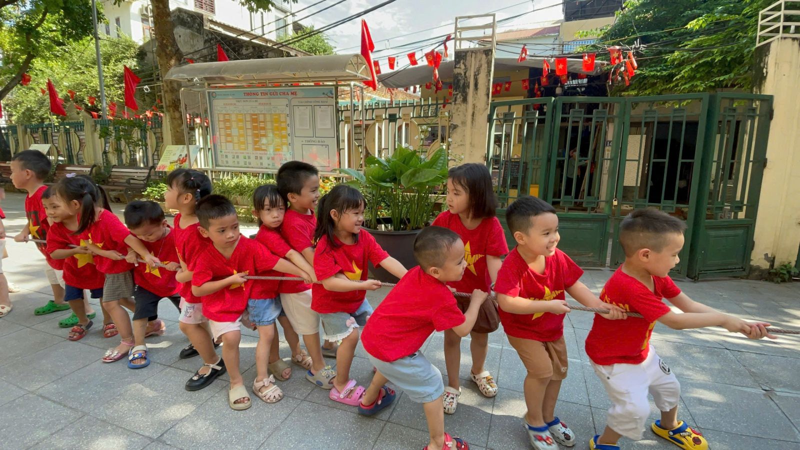 🏮 Bé Khối Nhỡ Vui Hội Trăng Rằm Qua Những Trò Chơi Dân Gian 🏮