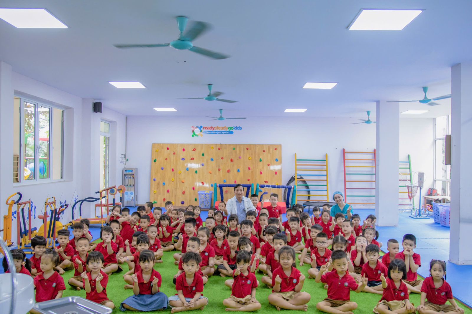 TRƯỜNG MẦM NON TỨ LIÊN PHỐI KẾT HỢP VỚI TRUNG TÂM NHA KHOA QUỐC TẾ OSWIN TỔ CHỨC CHƯƠNG TRÌNH 
