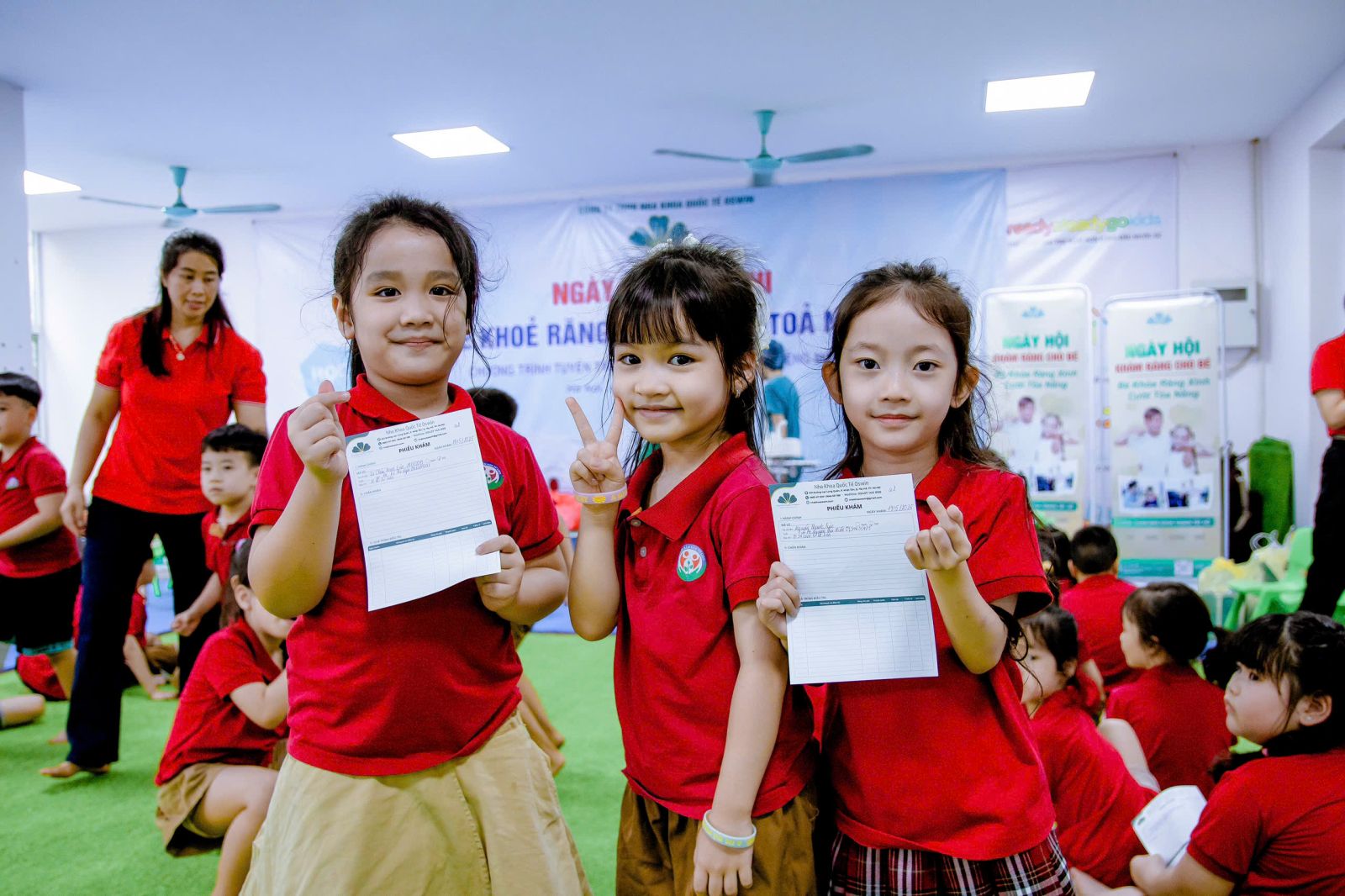 TRƯỜNG MẦM NON TỨ LIÊN PHỐI KẾT HỢP VỚI TRUNG TÂM NHA KHOA QUỐC TẾ OSWIN TỔ CHỨC CHƯƠNG TRÌNH 