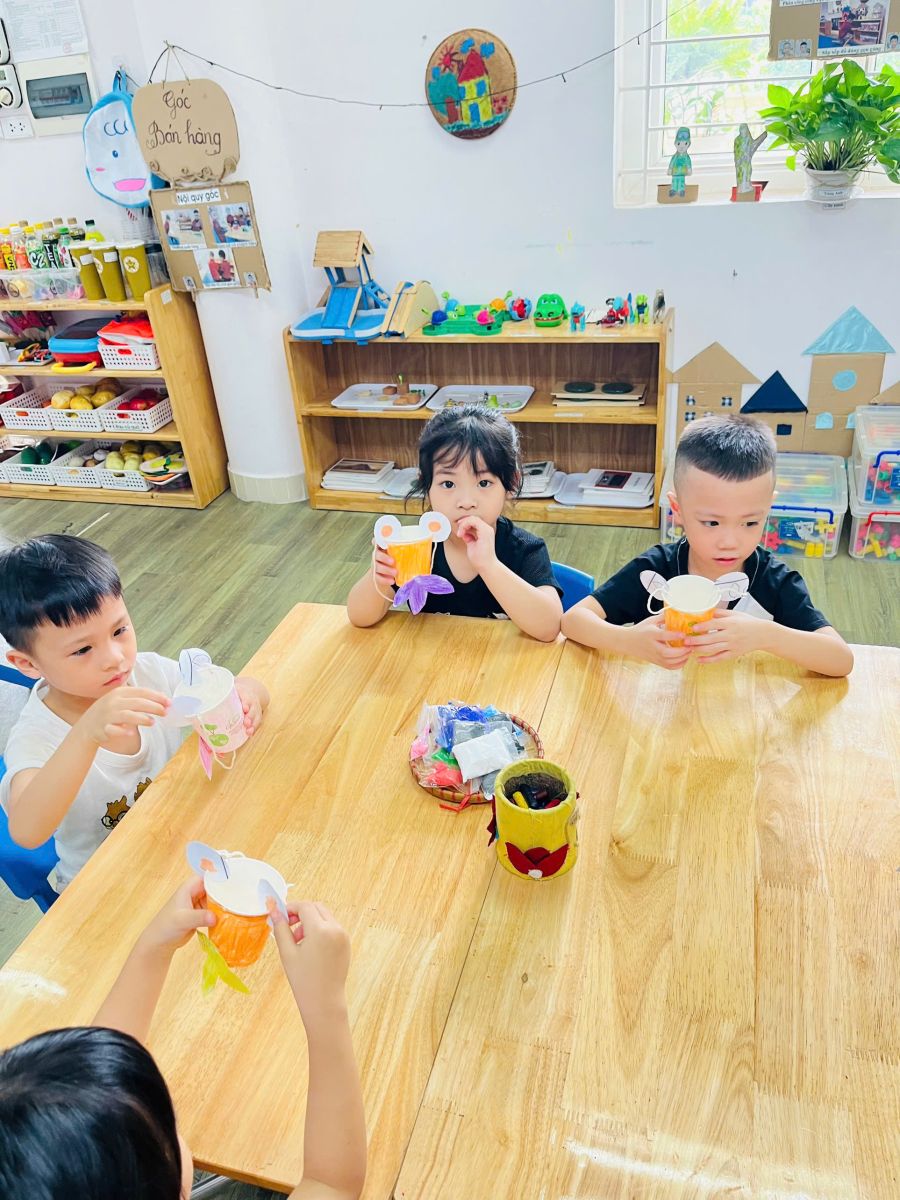 CÁC BÉ MẪU GIÁO LỚN THAM GIA VÀO HOẠT ĐỘNG TRẢI NGHIỆM CHÀO ĐÓN TRUNG THU