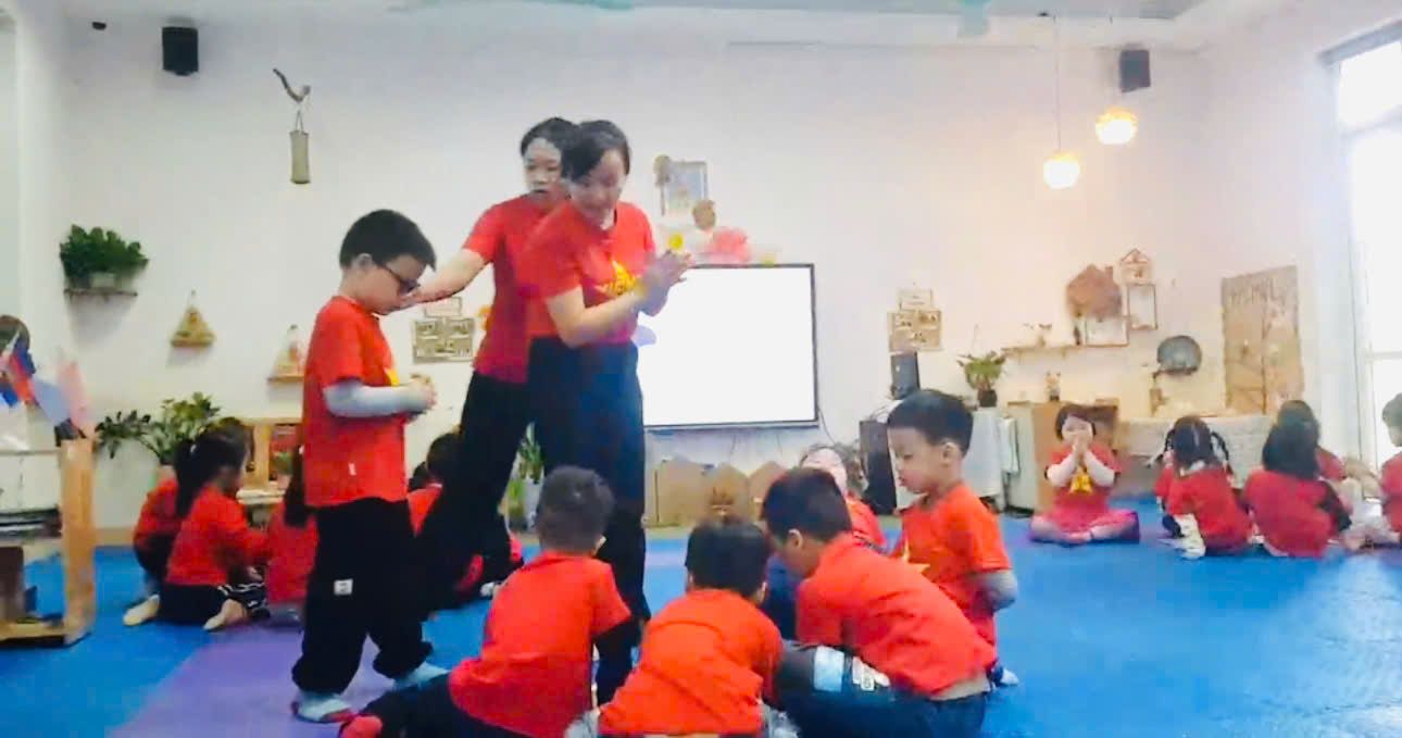 43616510822612418171