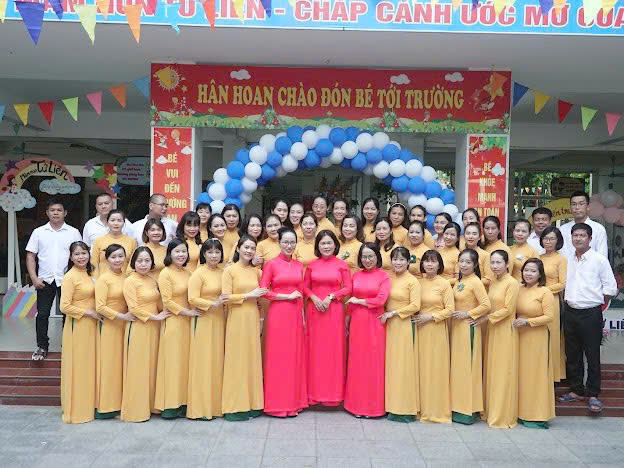 Trường mầm non Tứ Liên Hồng Hà