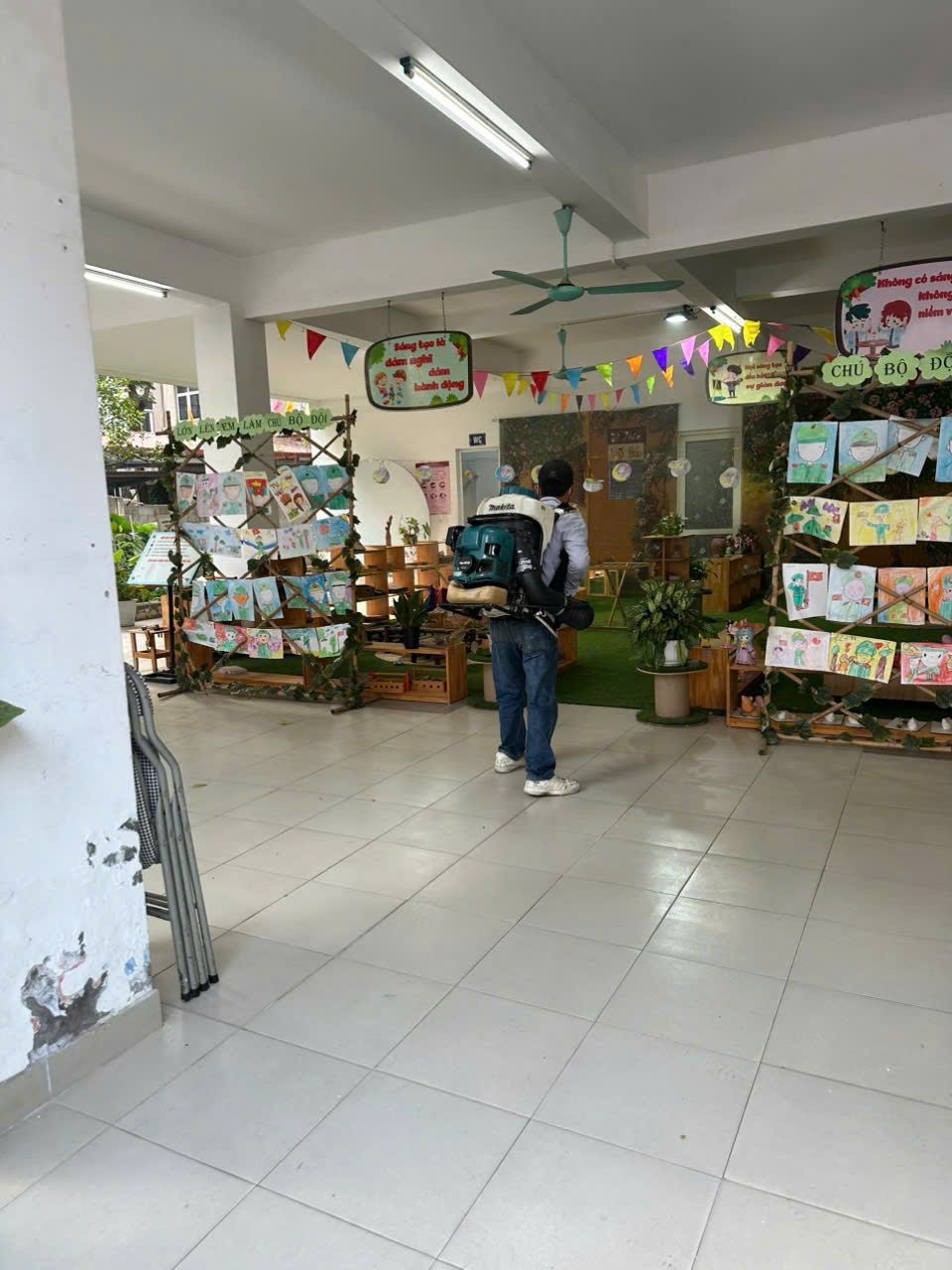 z7401372220063_652ecff6c45786776cb942806913ce1d