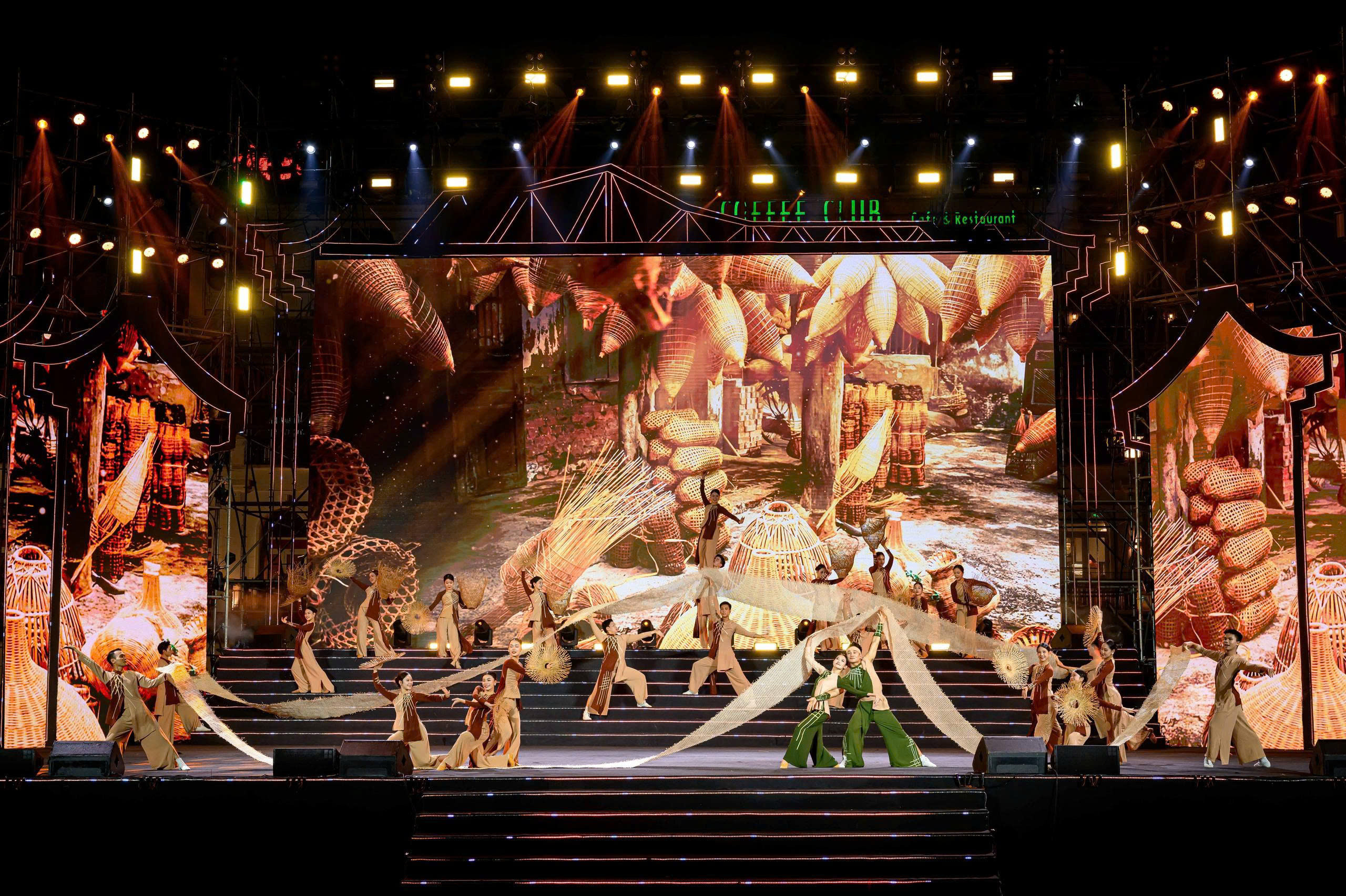 “Dòng chảy di sản” nối truyền thống - đương đại tại Festival Thăng Long - Hà Nội
